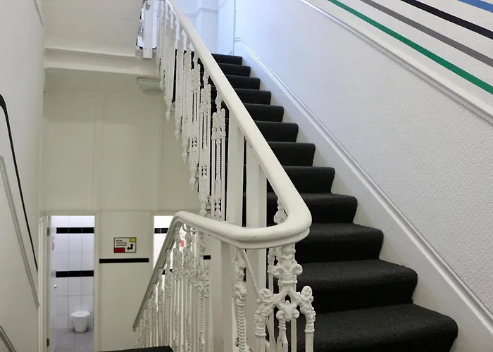 Urbany London 18-40 Years OldHostel